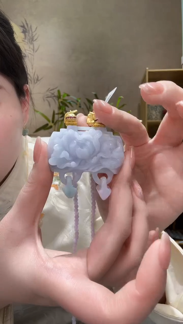 【闪购商品】翡翠颈饰未镶嵌吊坠