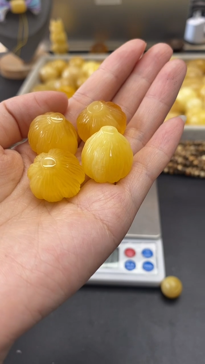 琥珀未镶嵌珠宝奇石1438多样性发其一默认有瑕