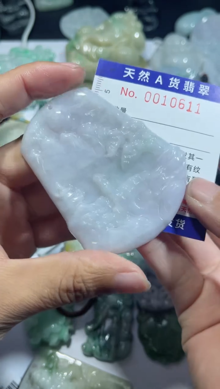 【闪购商品】翡翠颈饰未镶嵌00010611