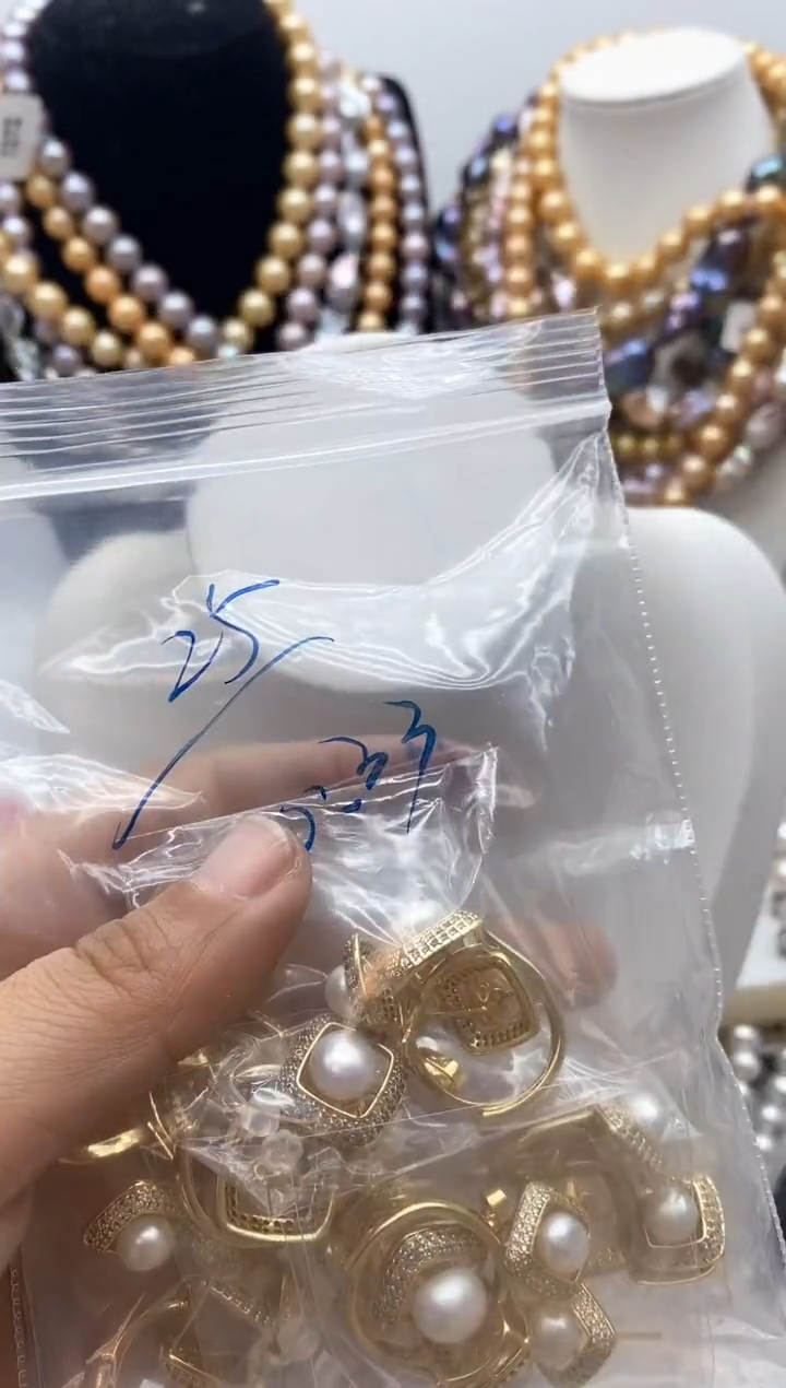 【闪购商品】淡水珍珠颈饰钛钢224