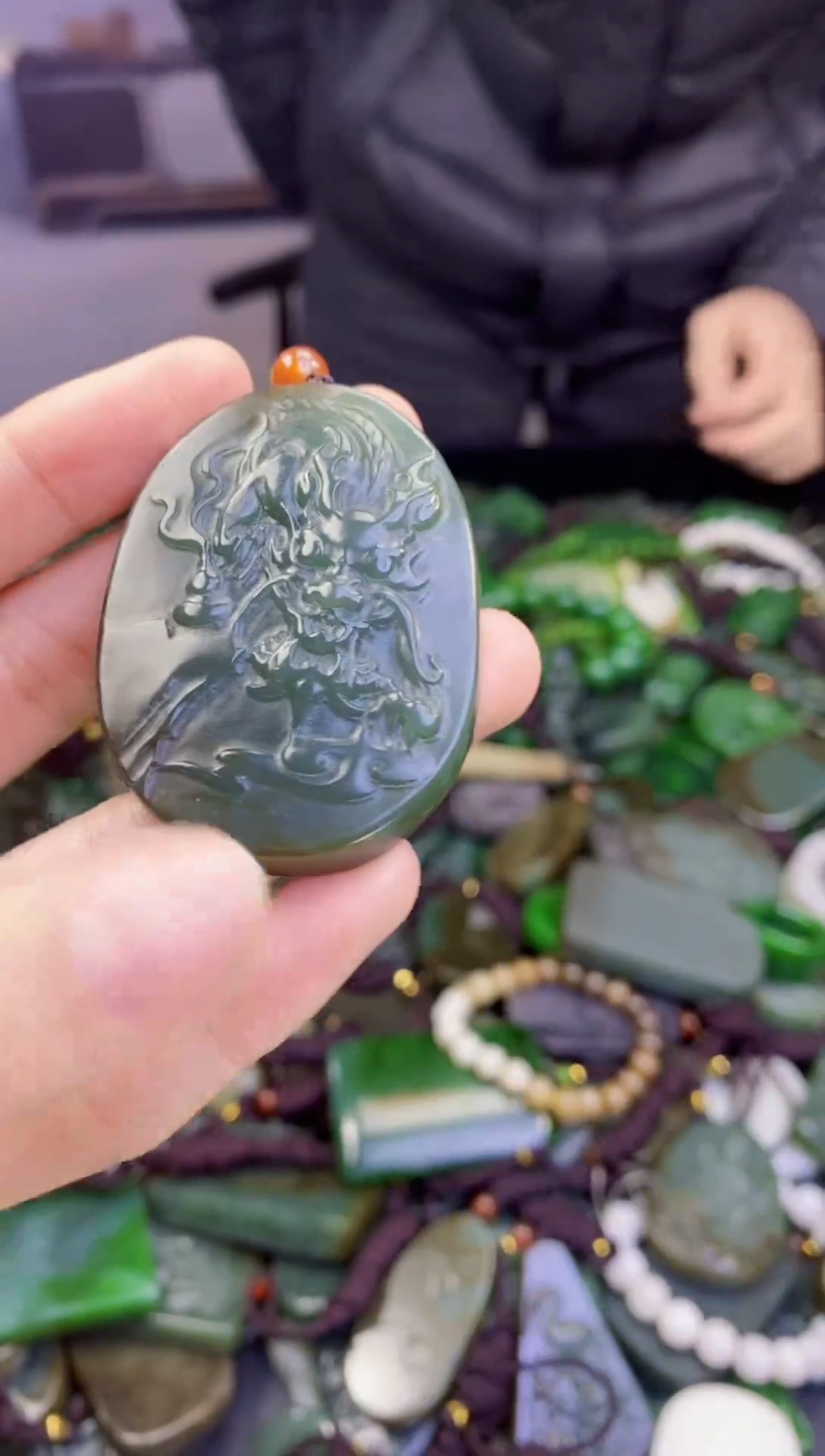 颈饰未镶嵌和田玉1