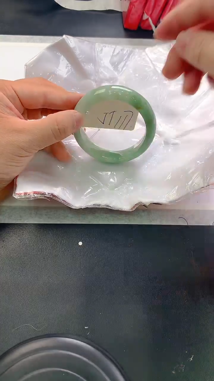 未镶嵌手镯翡翠117