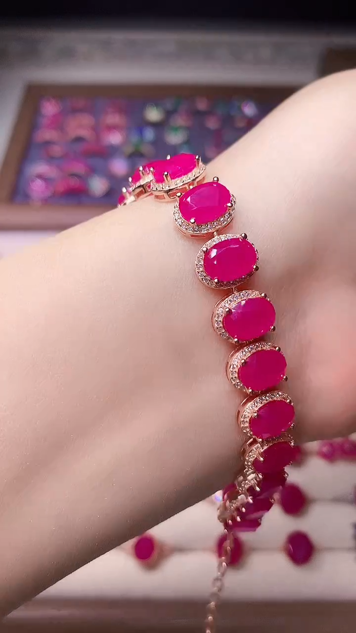 【闪购商品】红宝石手链银S925镶嵌000