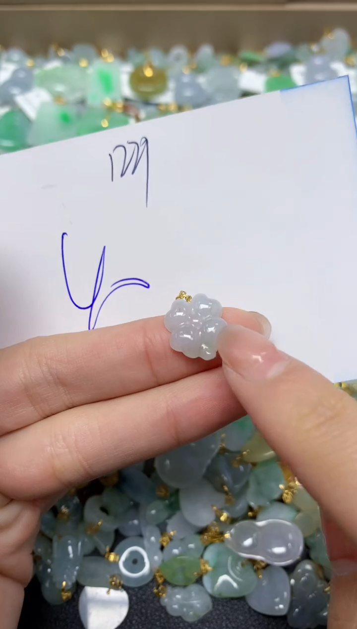 【闪购商品】翡翠颈饰18K金镶嵌 天然翡翠A货