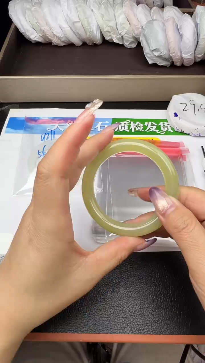 未镶嵌手镯石英质玉圈口53 54