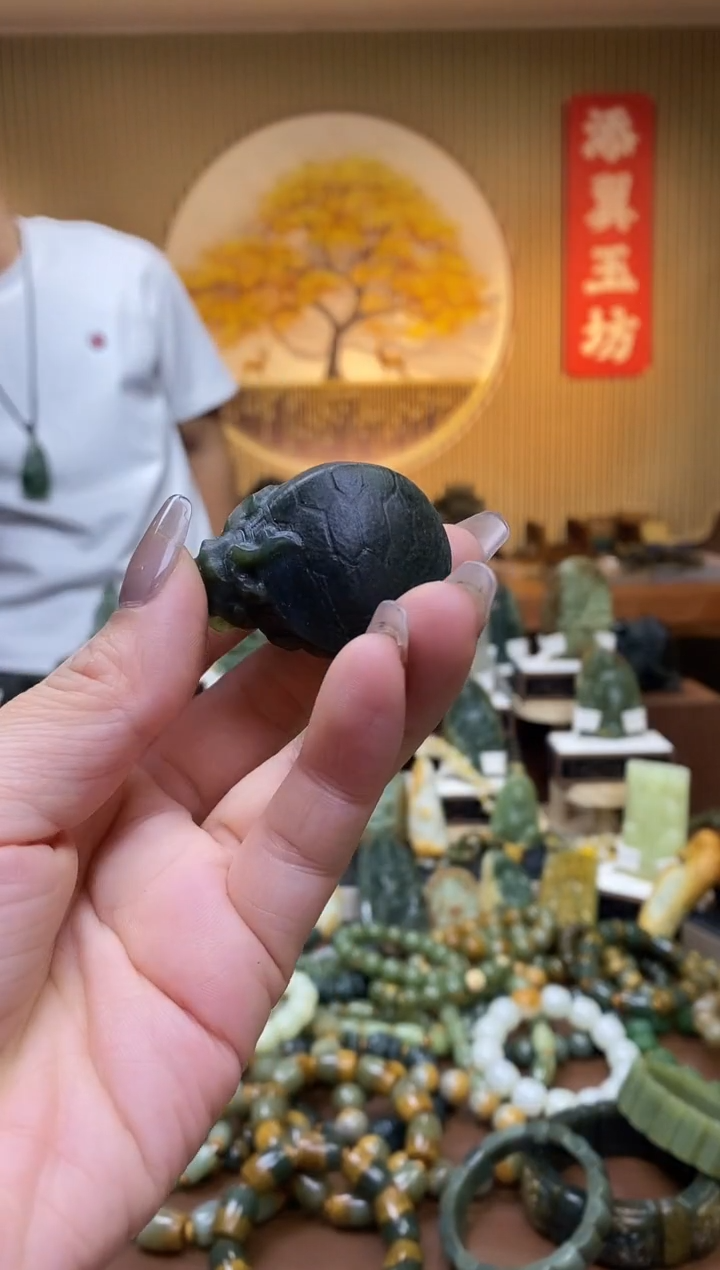 【闪购商品】和田玉手把未镶嵌多样性随机发一