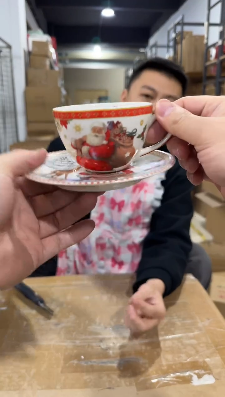 瓷片圣诞老人一杯一碟