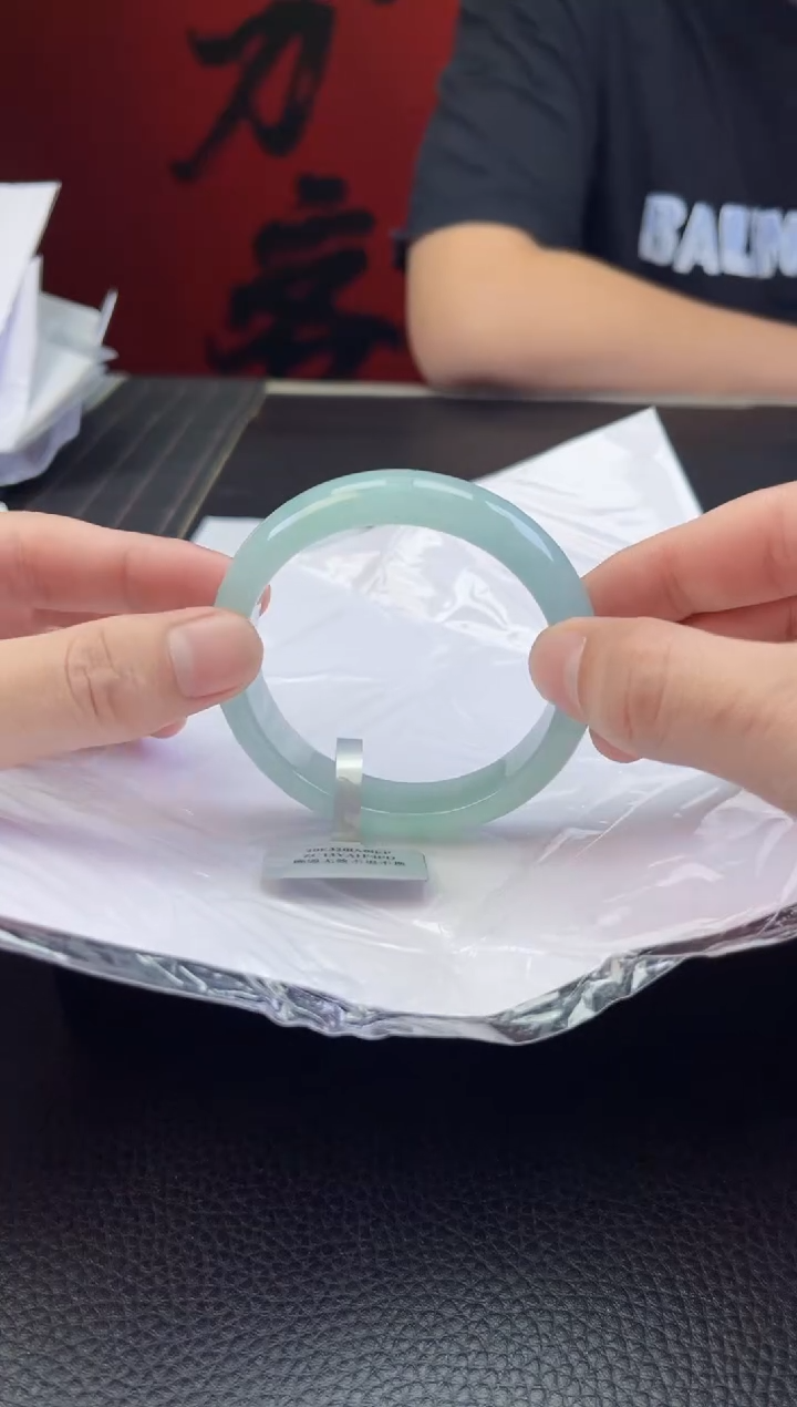 【闪购商品】翡翠手镯未镶嵌翡翠手镯