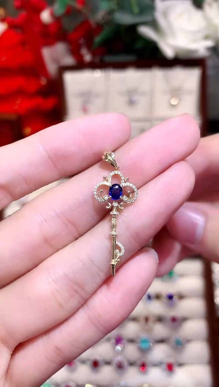 【闪购商品】蓝宝石吊坠18K金镶嵌0.35ct/天然宝石/七天无理由