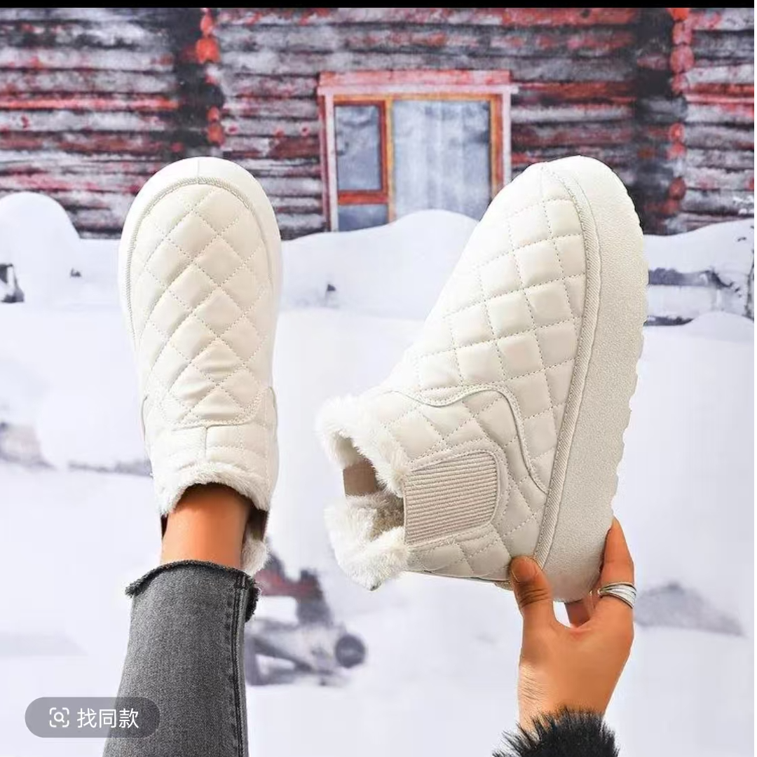 （白雪公主）2025秋冬新款时尚百搭保暖厚底雪地靴