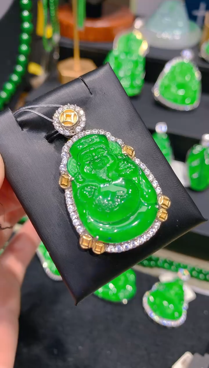 【闪购商品】翡翠颈饰银S925镶嵌64一季