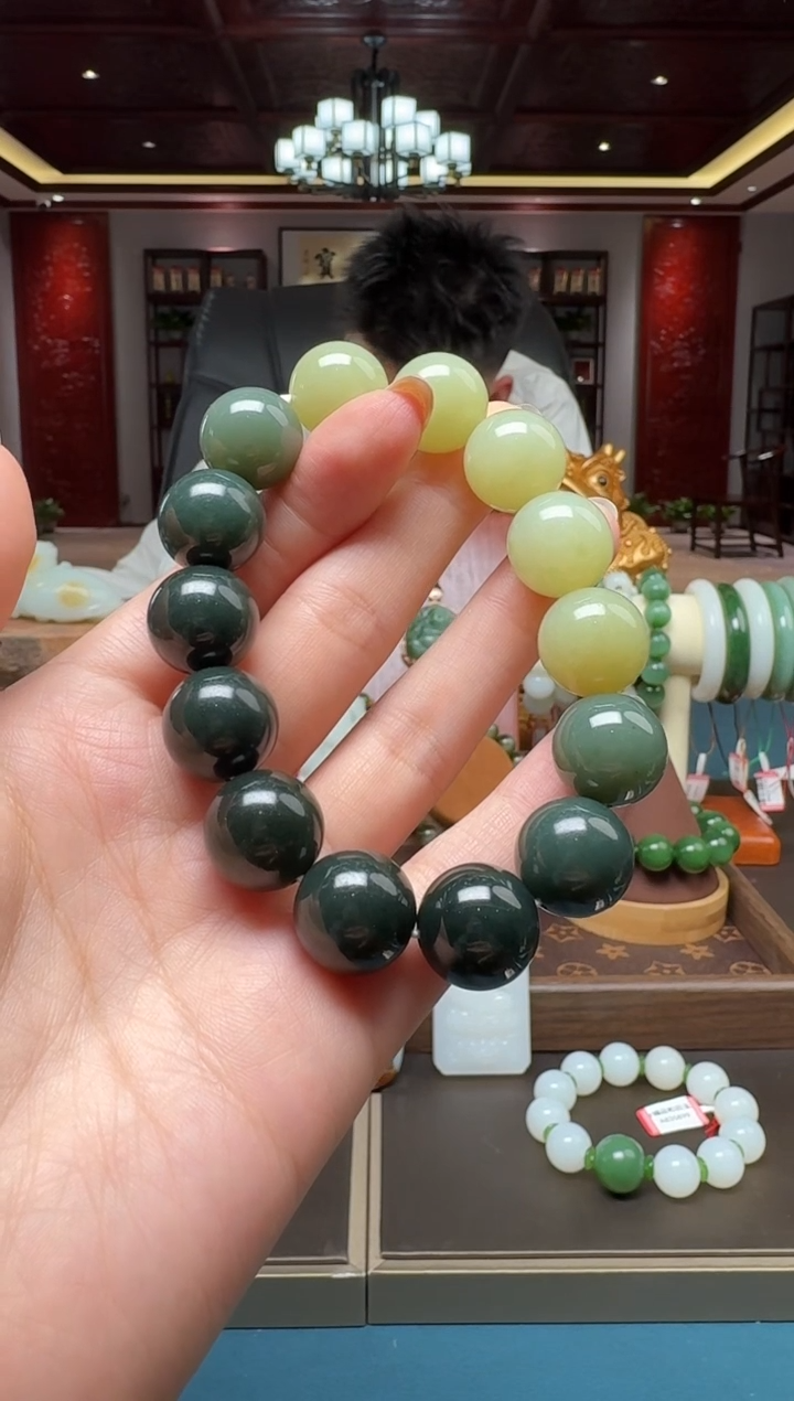 未镶嵌手串和田玉111hk16