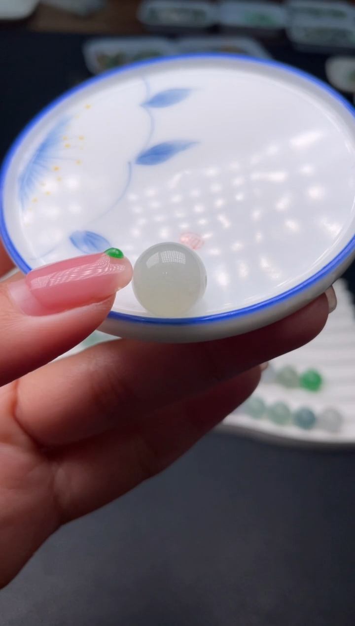 【闪购商品】翡翠颈饰未镶嵌啊A288