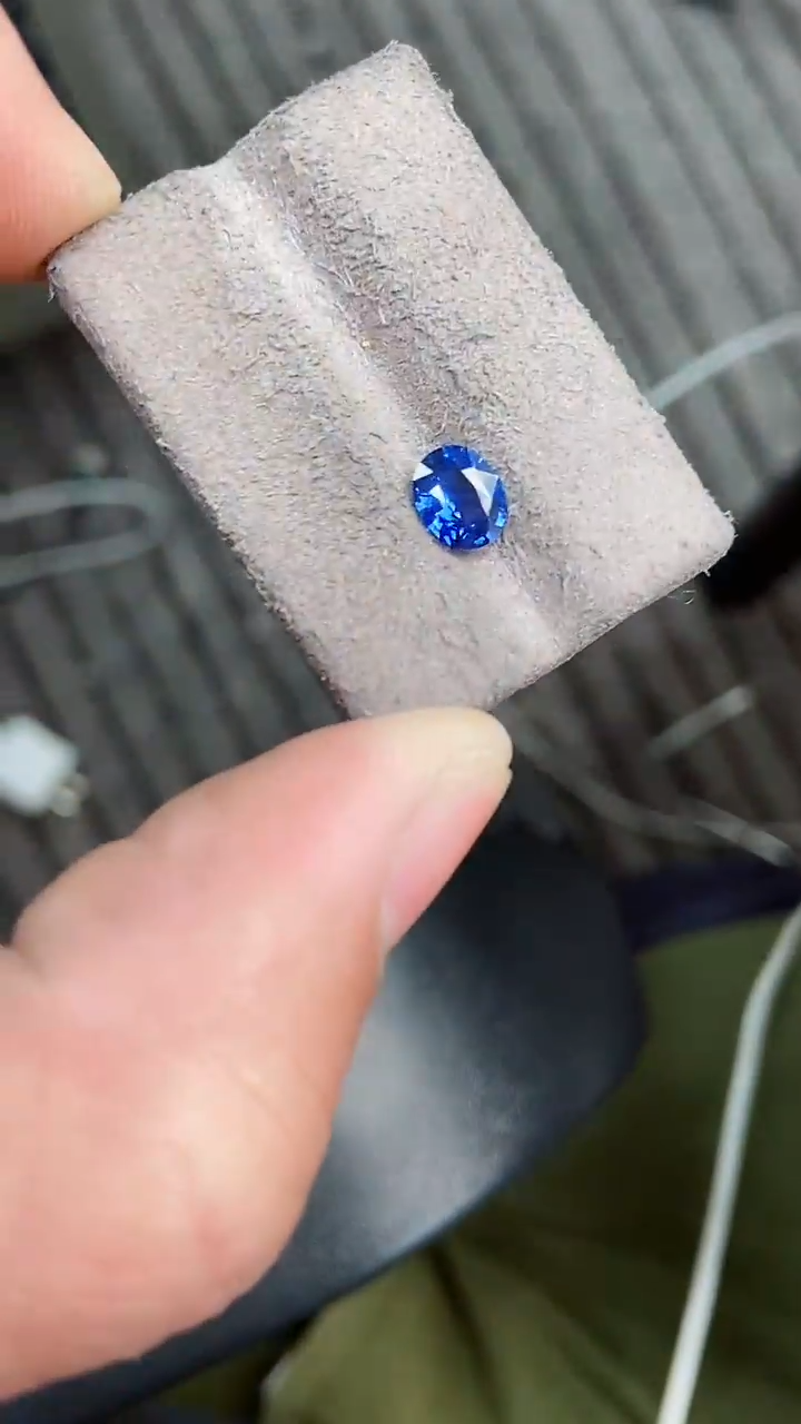 【闪购商品】蓝宝石裸石未镶嵌1.03