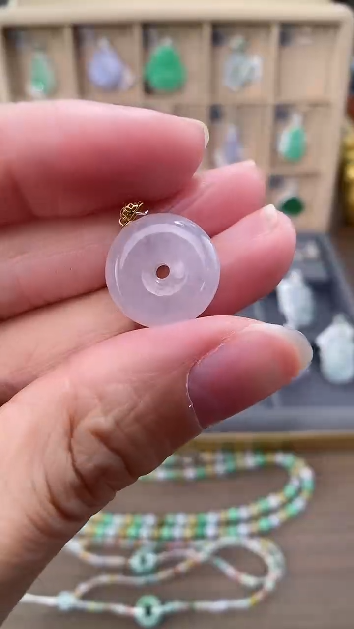 翡翠18K金镶嵌吊坠(不含链)平安扣