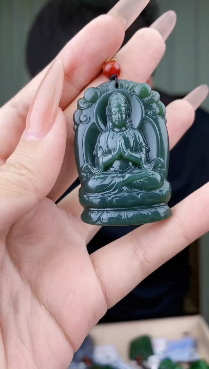 和田玉未镶嵌挂件拍一发一，多样性发货！