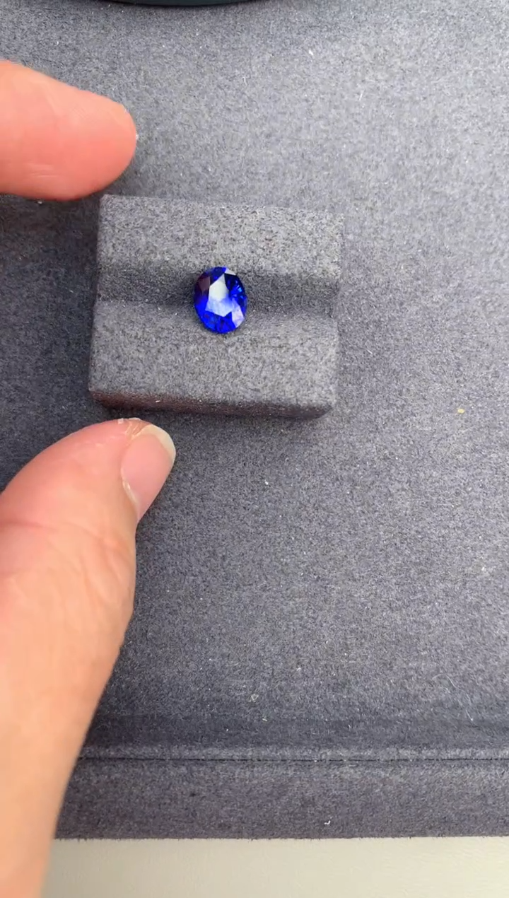 【闪购商品】蓝宝石裸石未镶嵌1.5ct皇家蓝