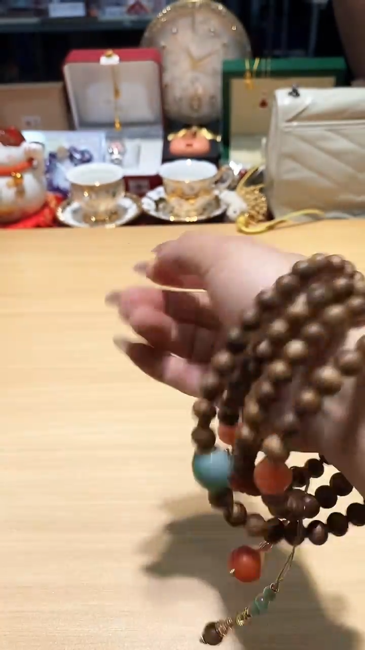 瓷片碗碟好物一件不留@@1