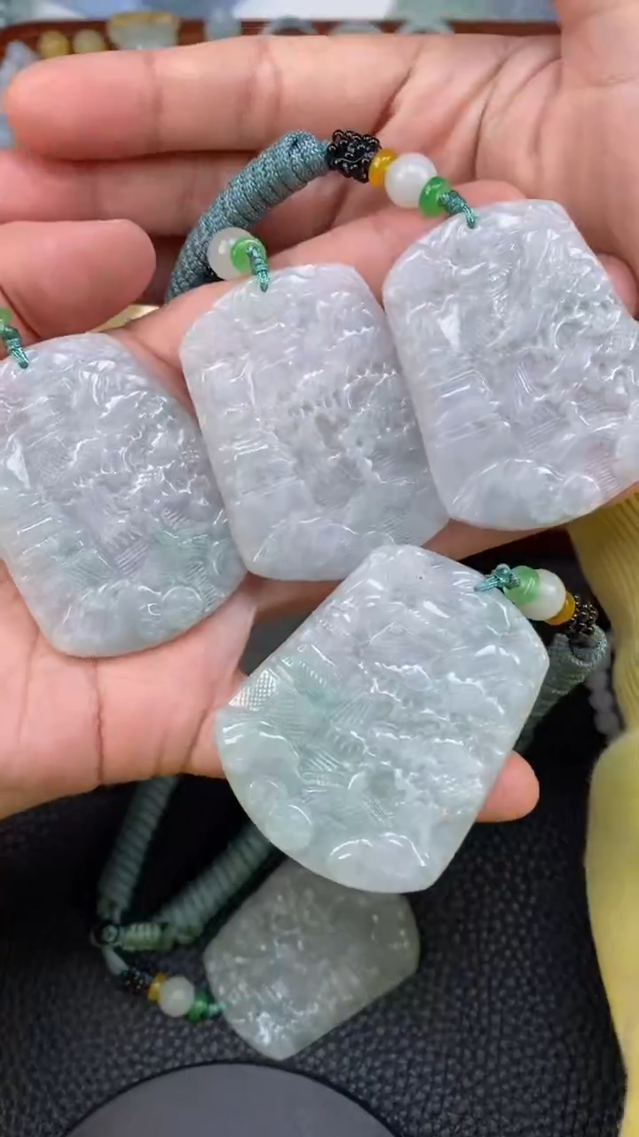 【闪购商品】翡翠颈饰未镶嵌天然A货翡翠多样性发其一