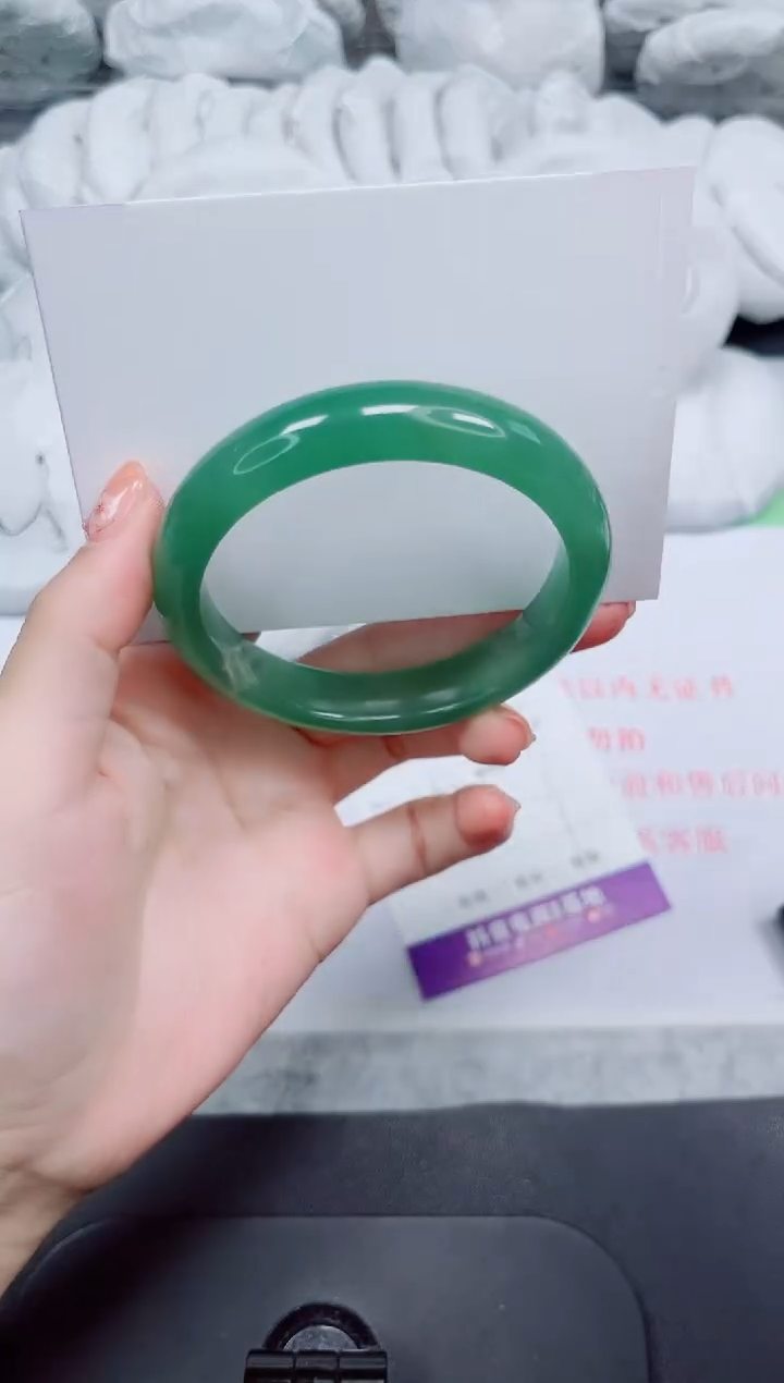 石英质玉手镯未镶嵌248-56