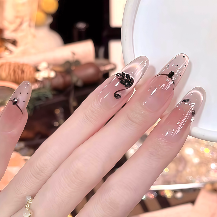 【黑天鹅】纯手工美甲穿戴甲天鹅甜酷美甲秋冬新款美甲穿戴
