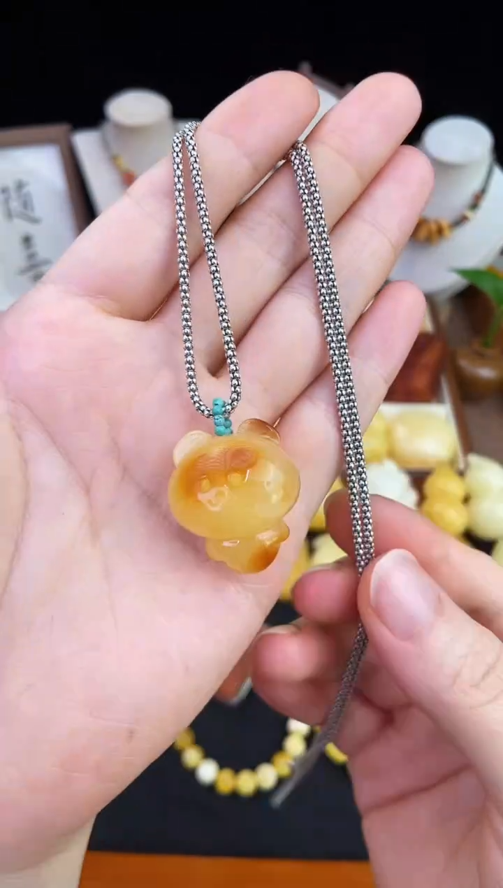 琥珀未镶嵌珠宝奇石柒月