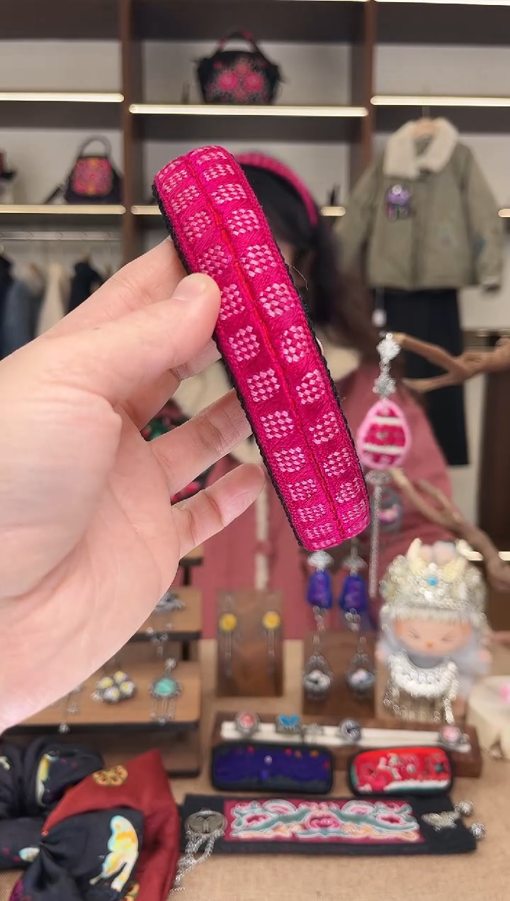 织绣A54黔东南苗族刺绣