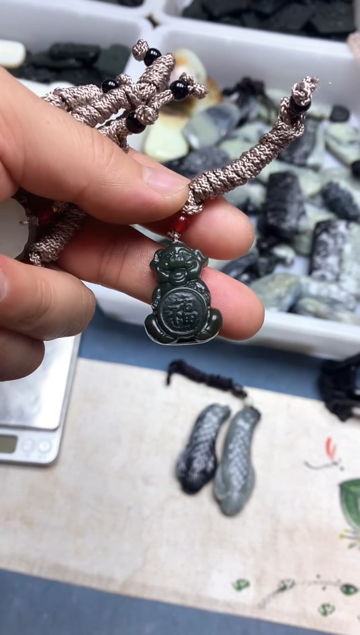 吊坠(不含链)未镶嵌和田玉1