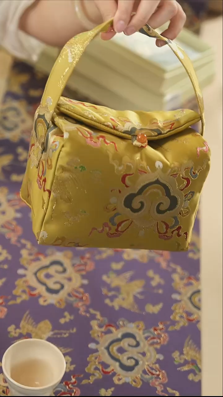 壶袋·············