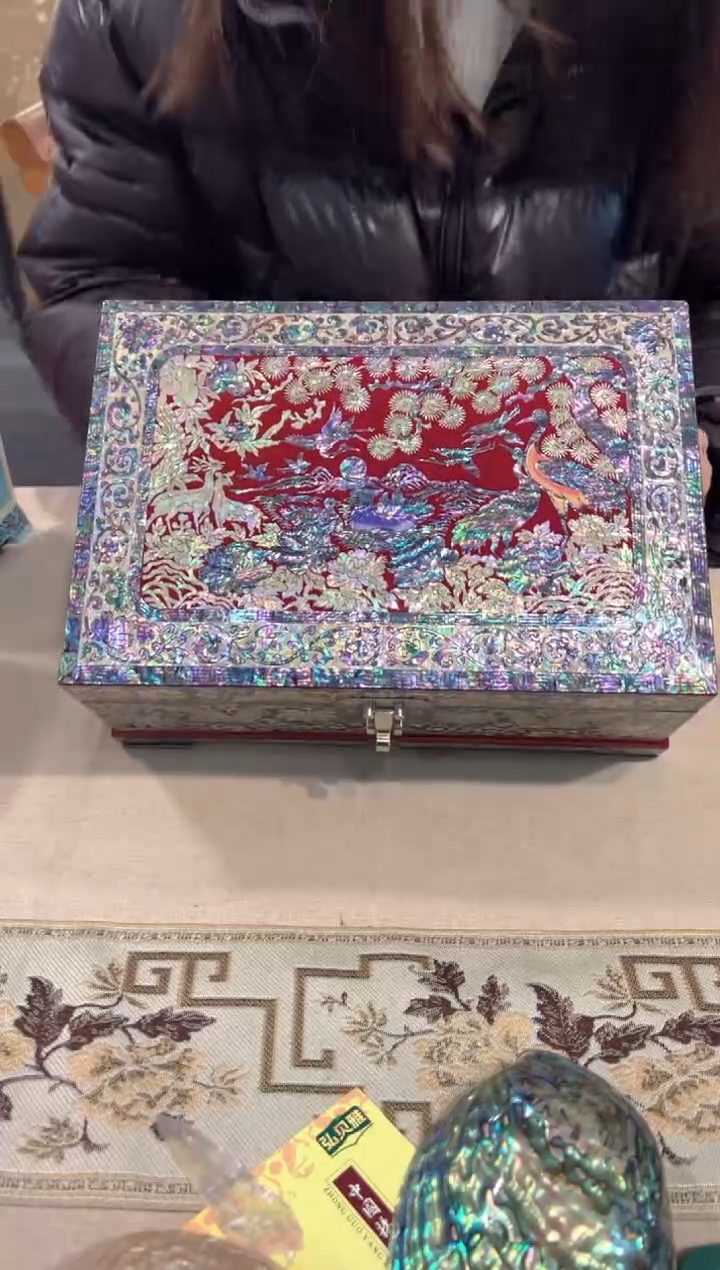 【闪购商品】鱼锁满贝底·弘贝雅螺钿漆器文化馆