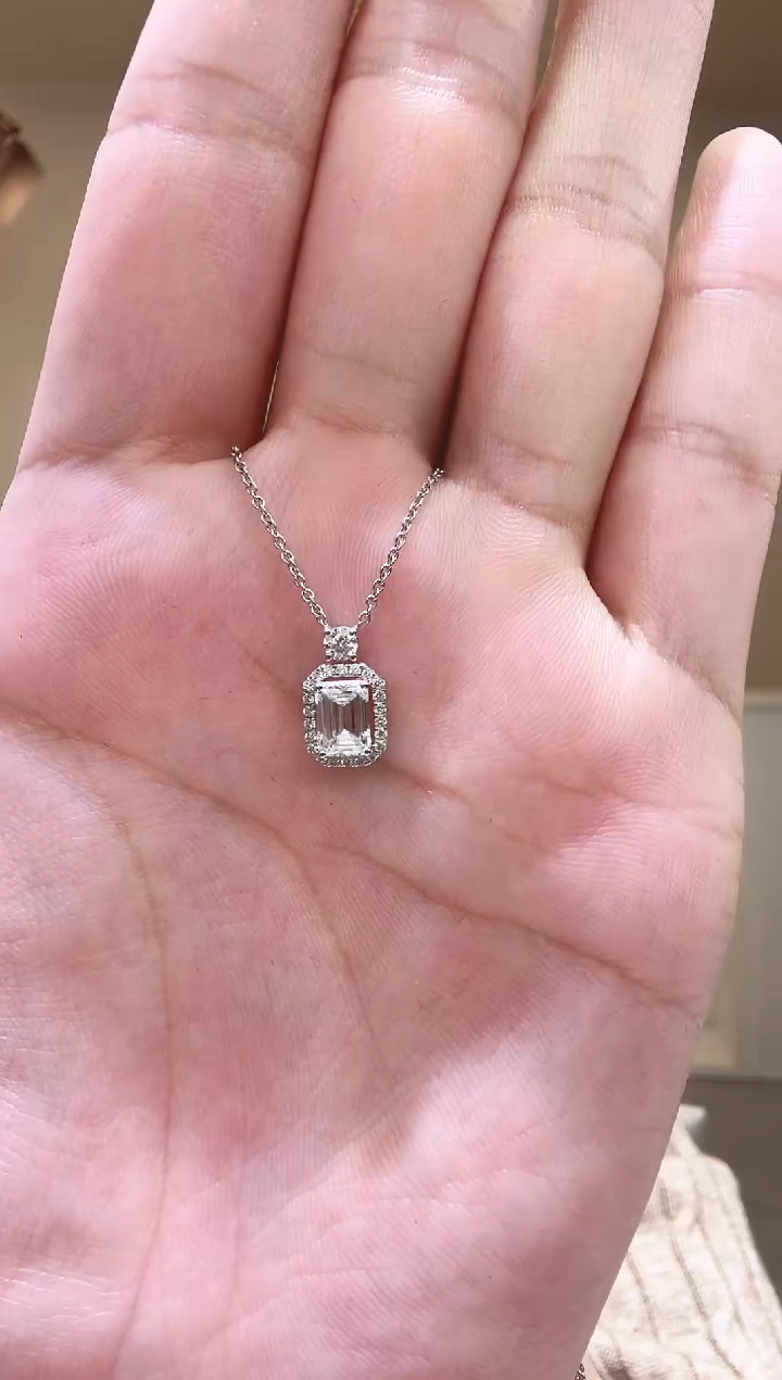 18K金镶嵌项链实验室培育钻石18k金香水瓶项链k白