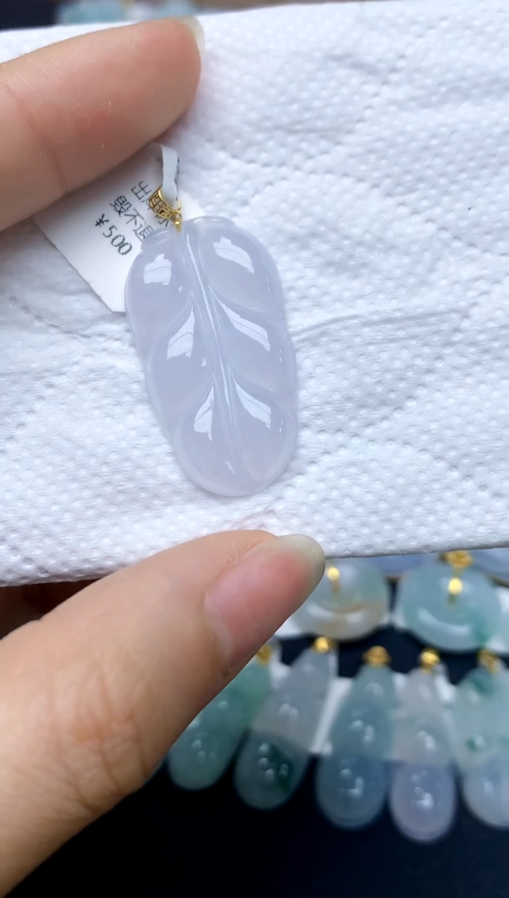 翡翠18K金镶嵌颈饰天然A货翡翠