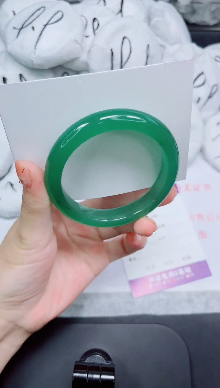 石英质玉手镯未镶嵌69-56