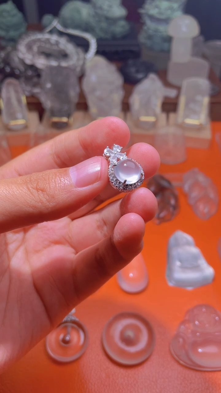 【闪购商品】石英质玉颈饰未镶嵌无