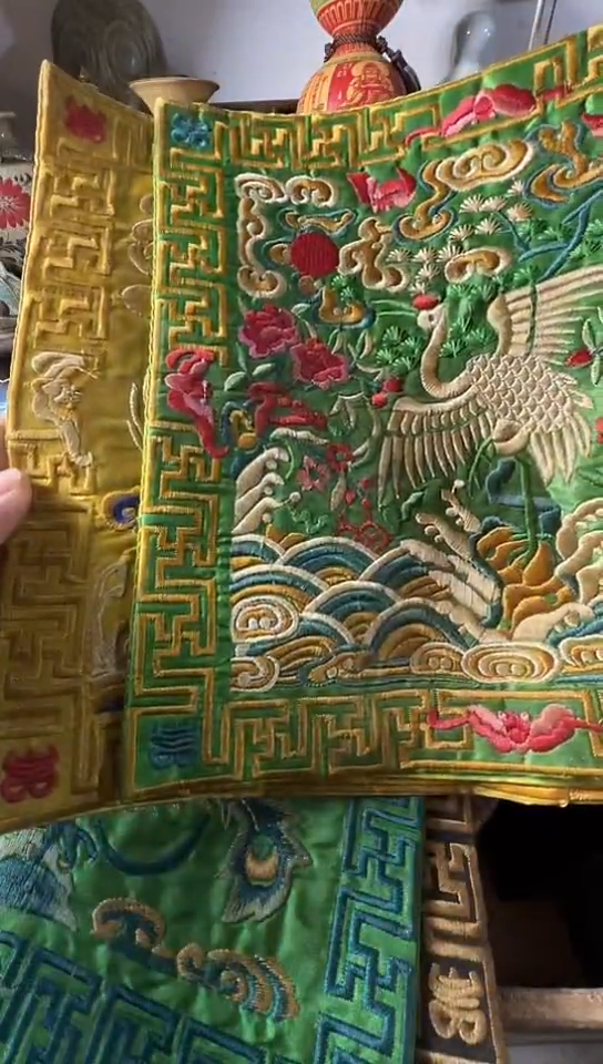 龍*小周直播间不见不散