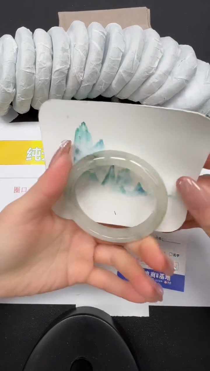 【闪购商品】石英质玉手镯合金177-54