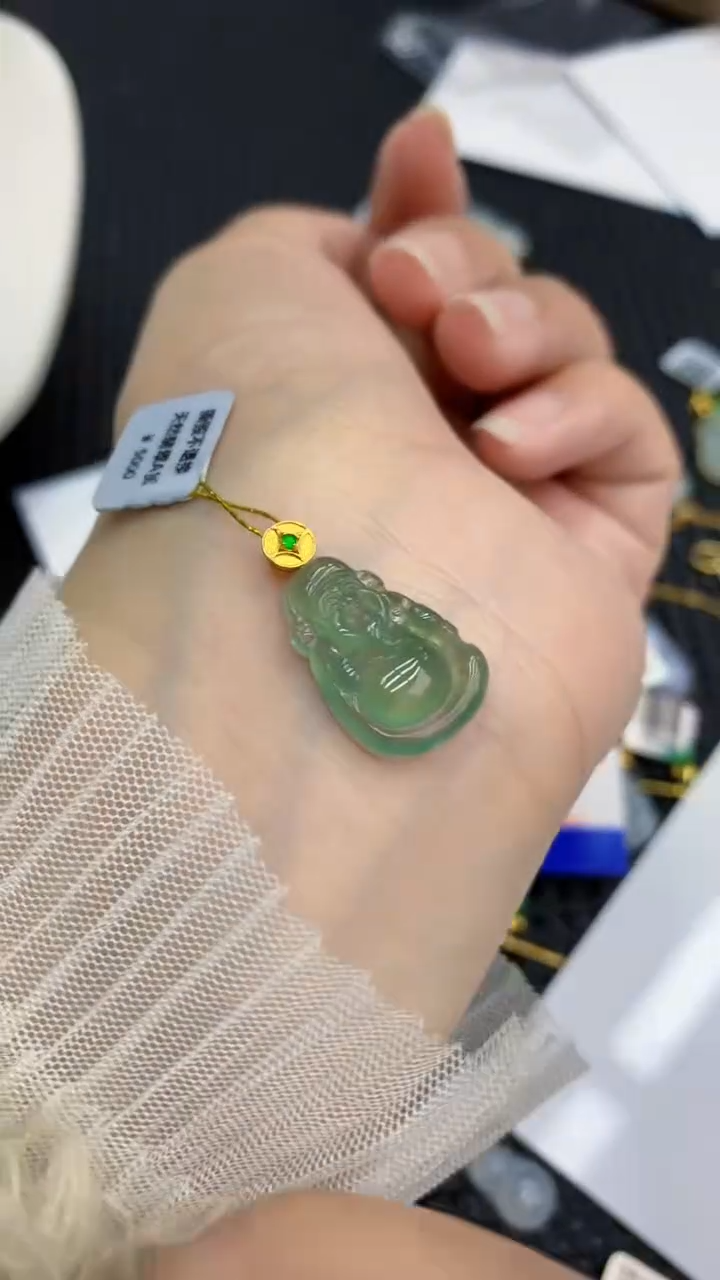【闪购商品】翡翠颈饰18K金镶嵌            8