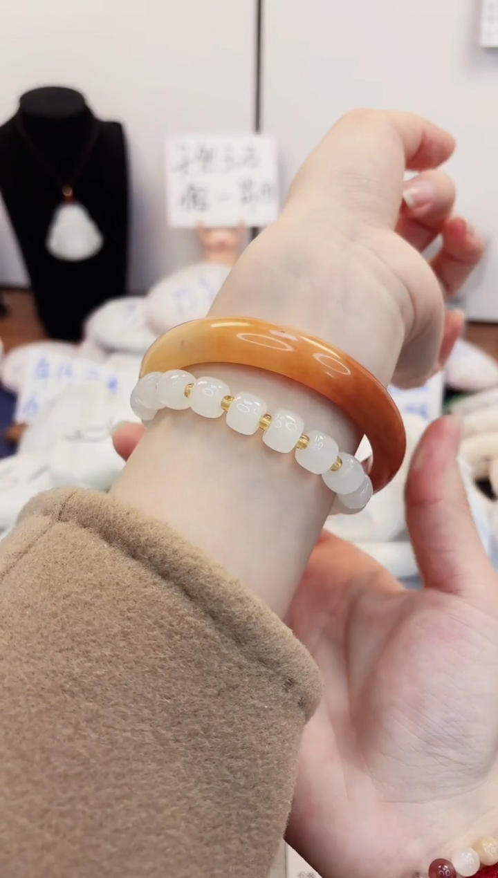 【闪购商品】石英质玉手镯未镶嵌289