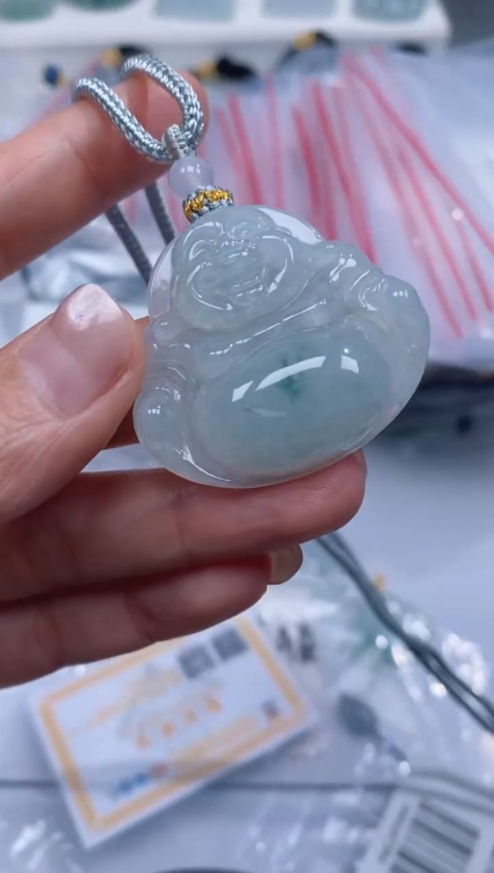 颈饰未镶嵌翡翠吊坠