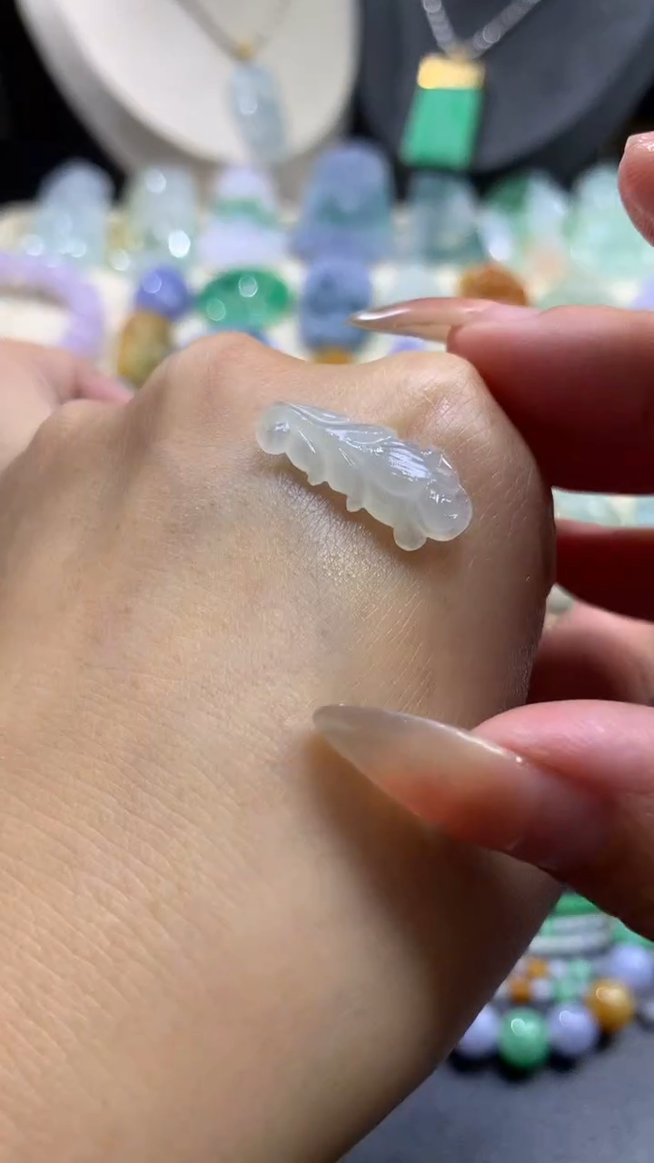 【闪购商品】定制翡翠未镶嵌翡翠