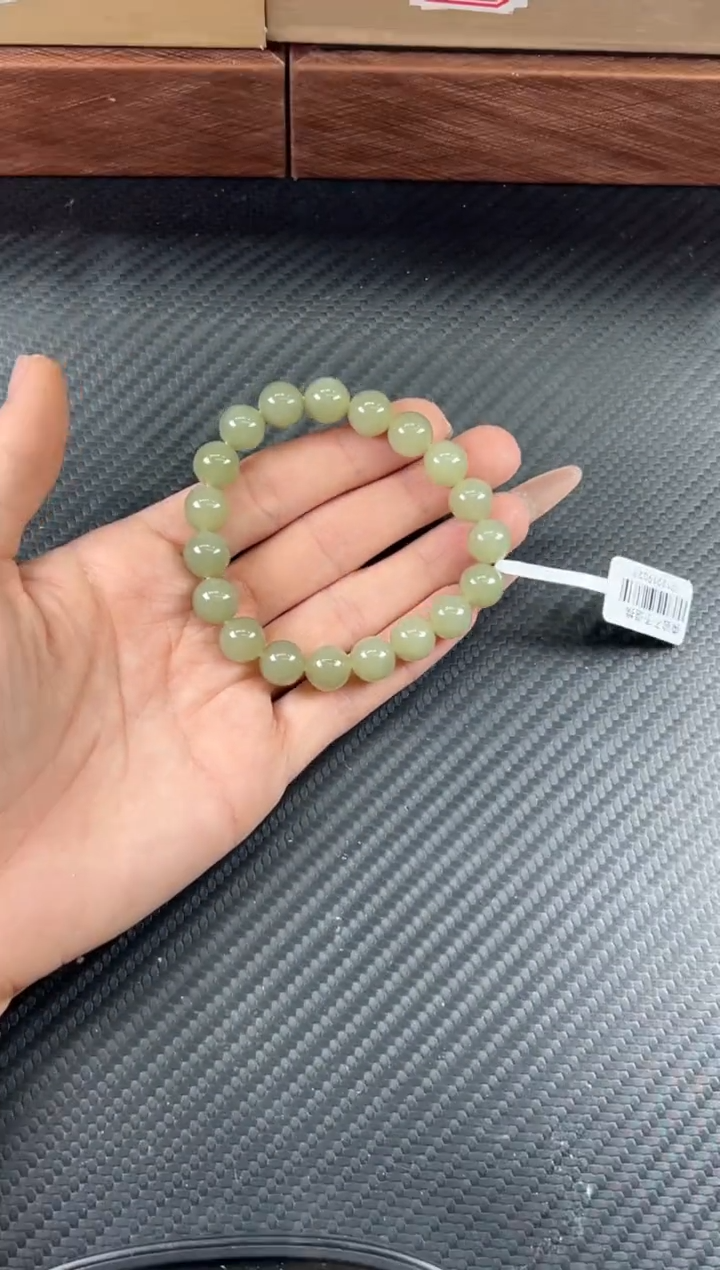 未镶嵌手串和田玉若羌微色差卡10Sm