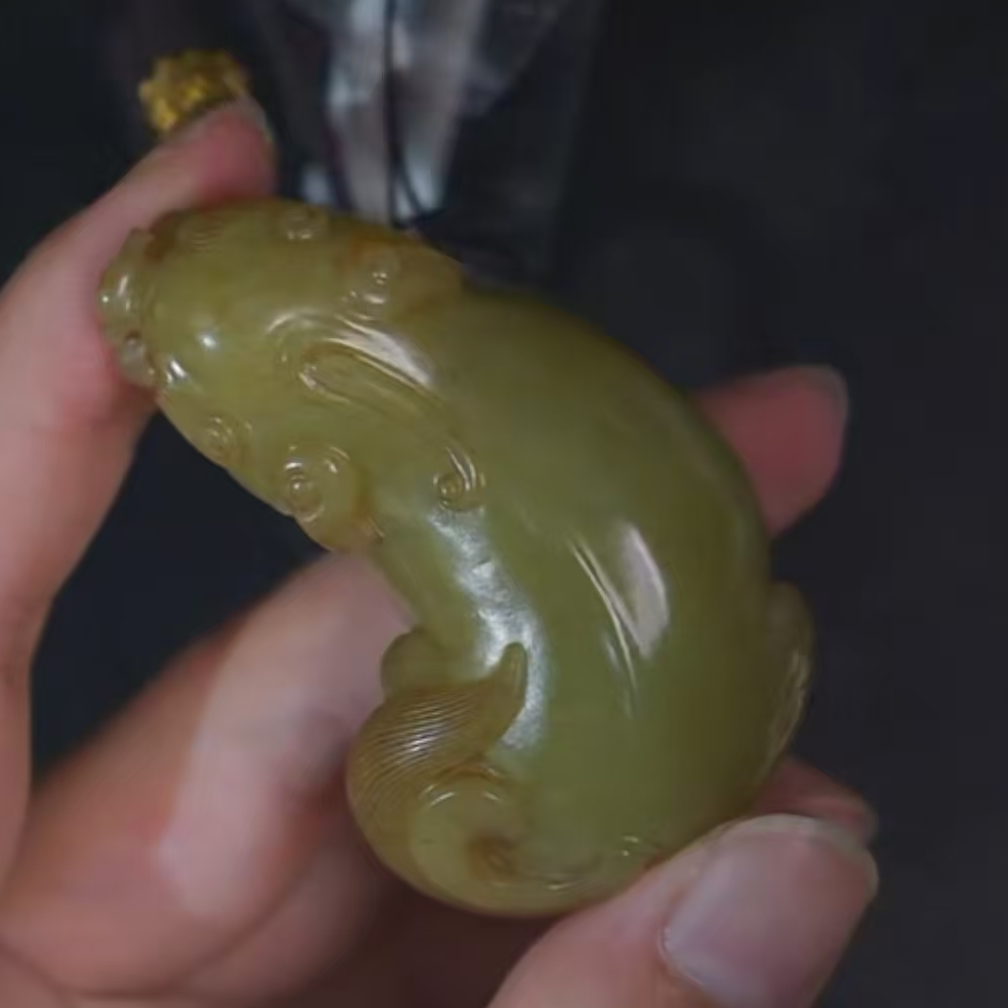 清代和田玉黄玉貔貅1