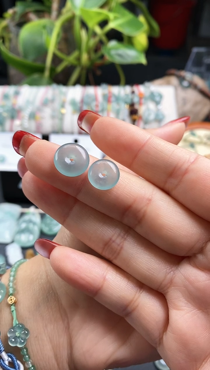 【闪购商品】翡翠散珠平安扣一对