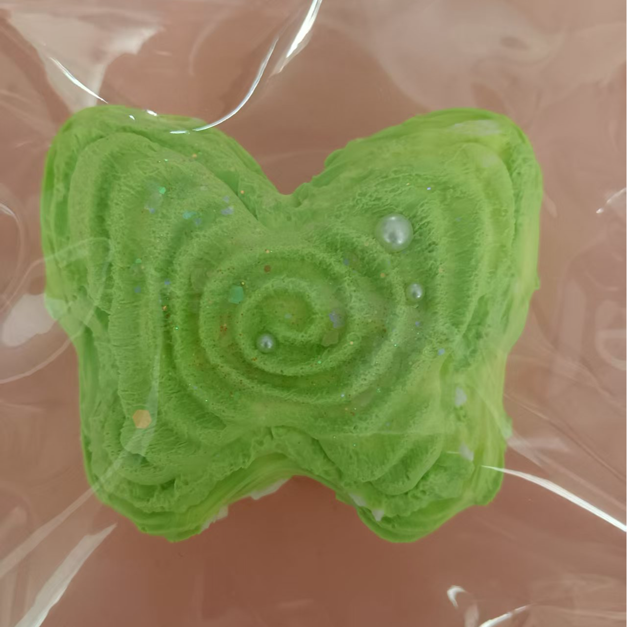 纯手工青春气息蝴蝶卷卷面包解压玩具食品级硅胶【默认微瑕】