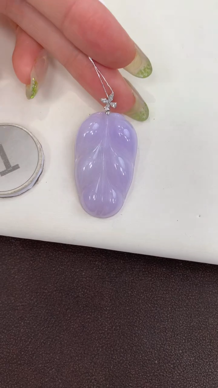 颈饰18K金镶嵌翡翠天然缅甸a货翡翠