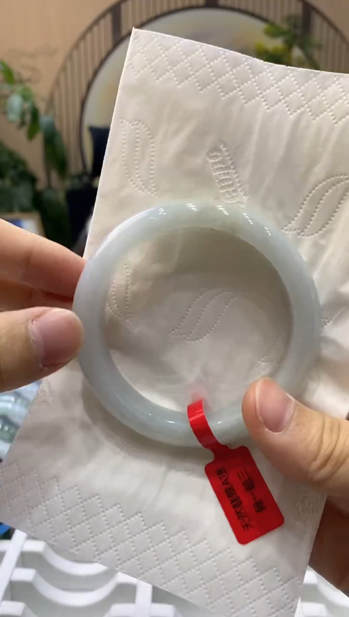 【闪购商品】翡翠手镯未镶嵌00002342