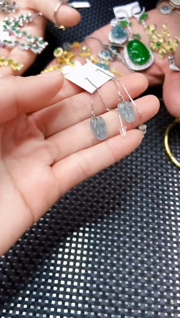 【闪购商品】翡翠耳饰未镶嵌111111111