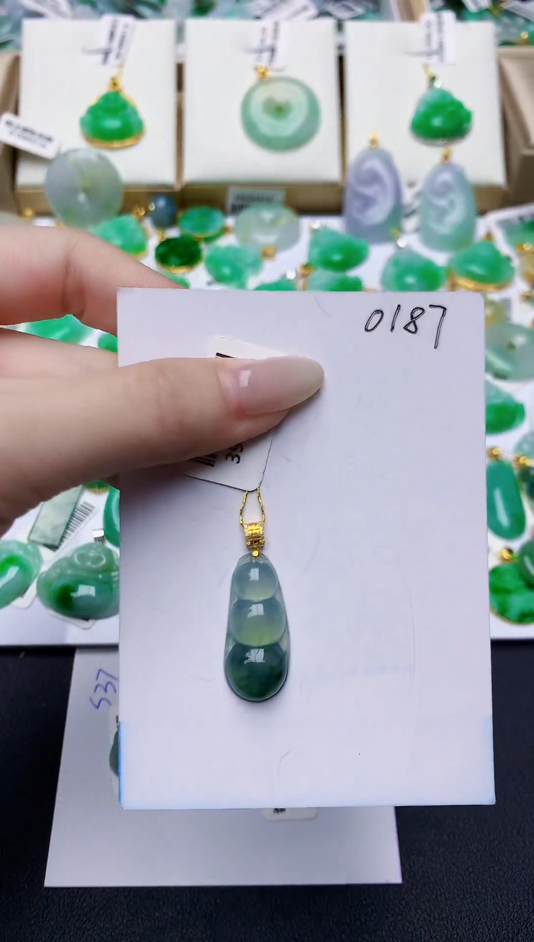 翡翠18K金镶嵌颈饰00000000000