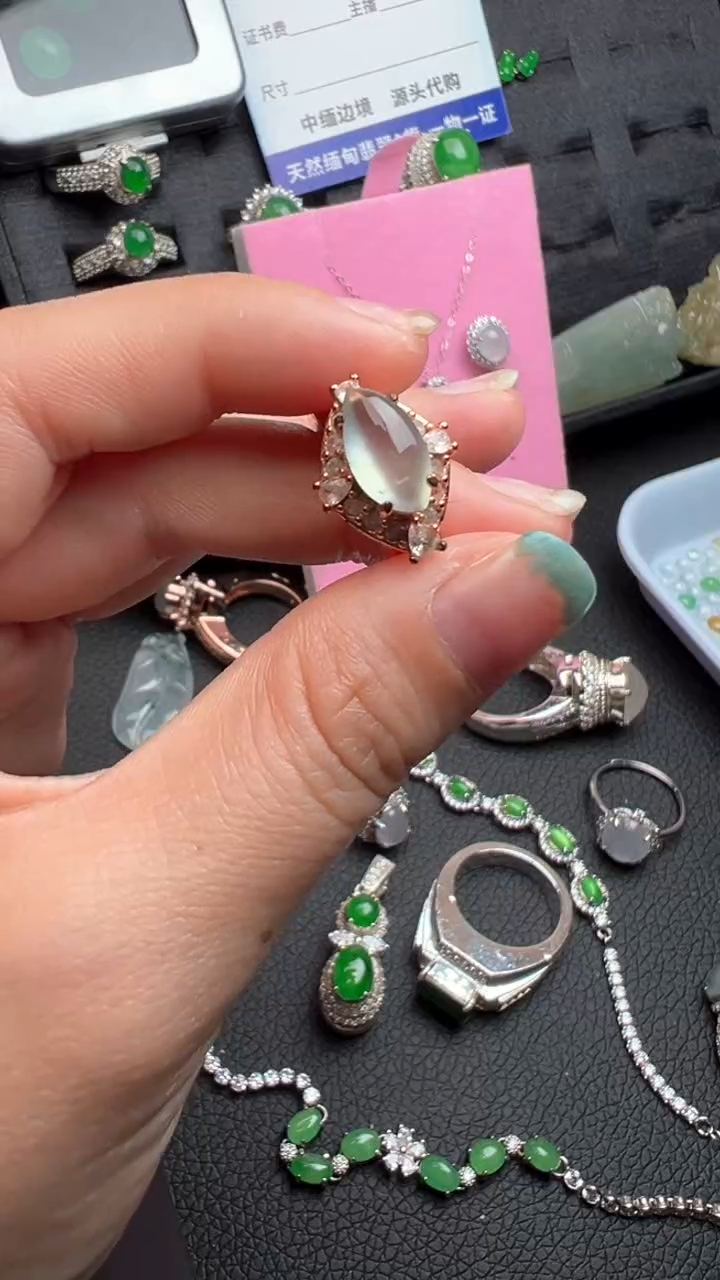 散珠翡翠玻璃底翡翠裸石