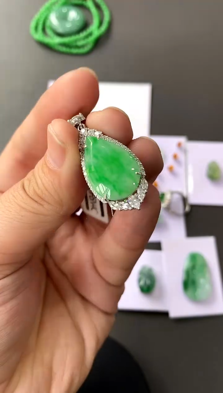 【闪购商品】翡翠颈饰银S925镶嵌买断价